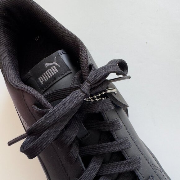 NWT Puma Smash V2 Sneakers Black - Picture 11 of 12